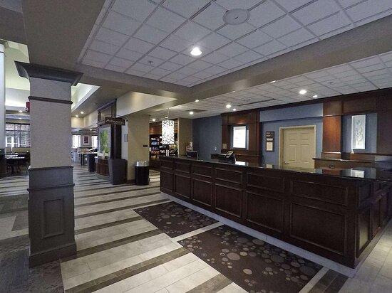 Hyatt Place West Des Moines lobby and reception area